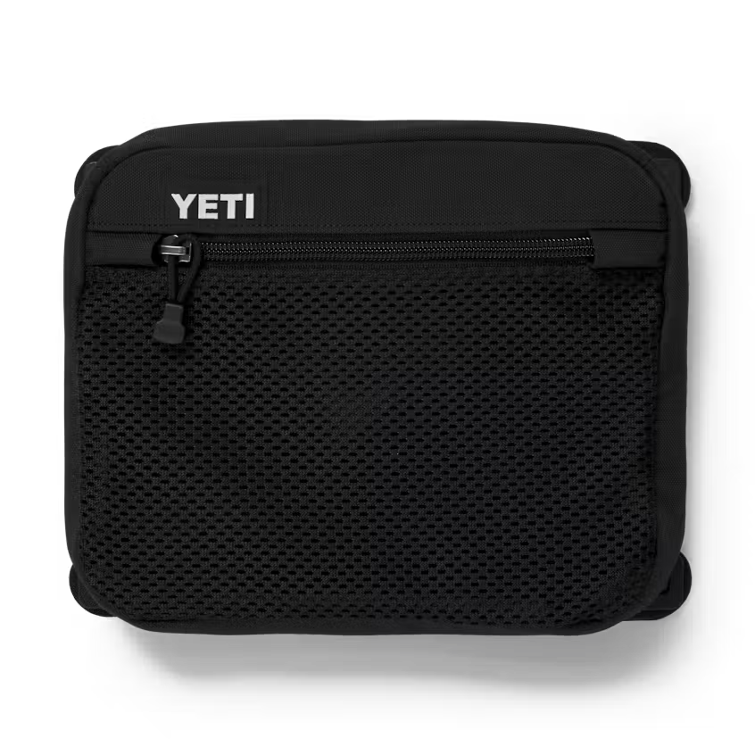 YETI_Pack_Attic_8_Overhead_Front_1057_B.avif